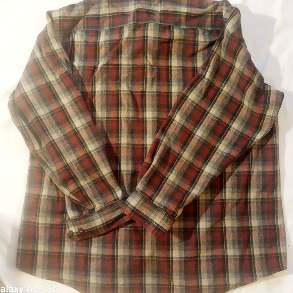 Woolrich Mens XL Plaid Flannel Button-Up Shirt Classic Wool - Picture 2 of 5